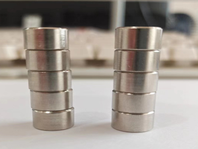 Какие преимущества имеет пружина постоянной силы в промышленности